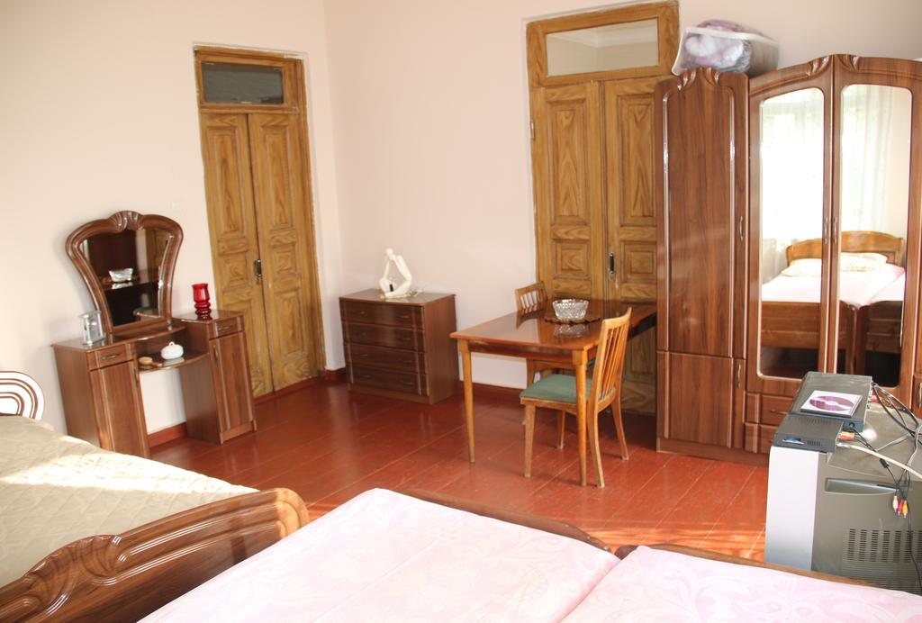 Achi Guest House 마킨자우리 객실 사진